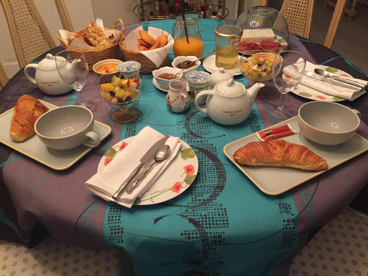 La Homardine Hotel Monchy-Saint-Eloi Luaran gambar